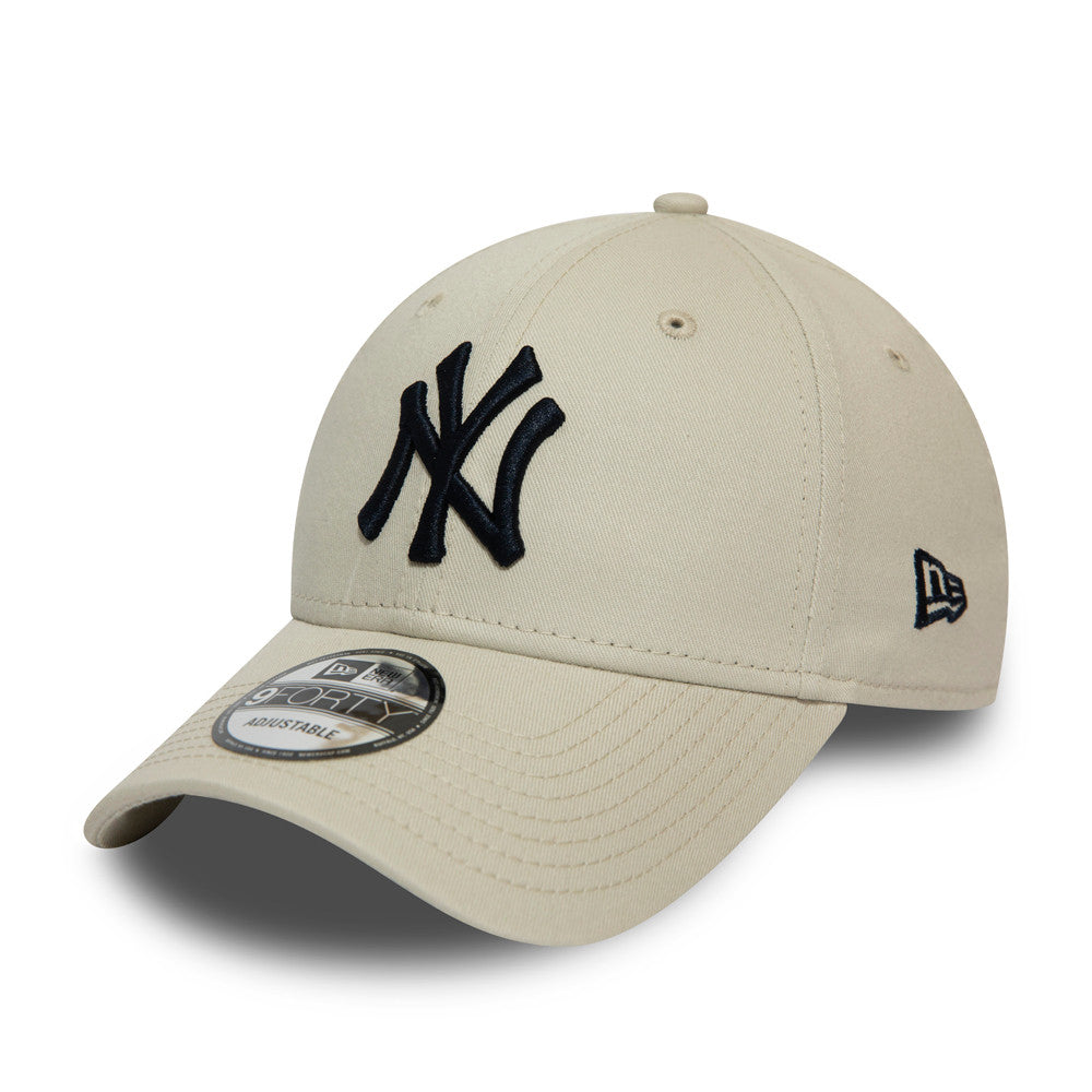 New Era 9Forty Yankees Cap -Cream/Black