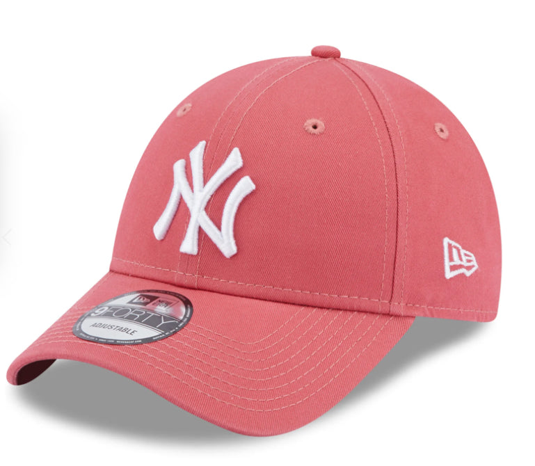 New Era Essential 9Forty Yankees Cap -Peach