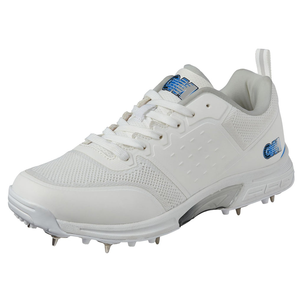 GM Maxi Cricket Shoes